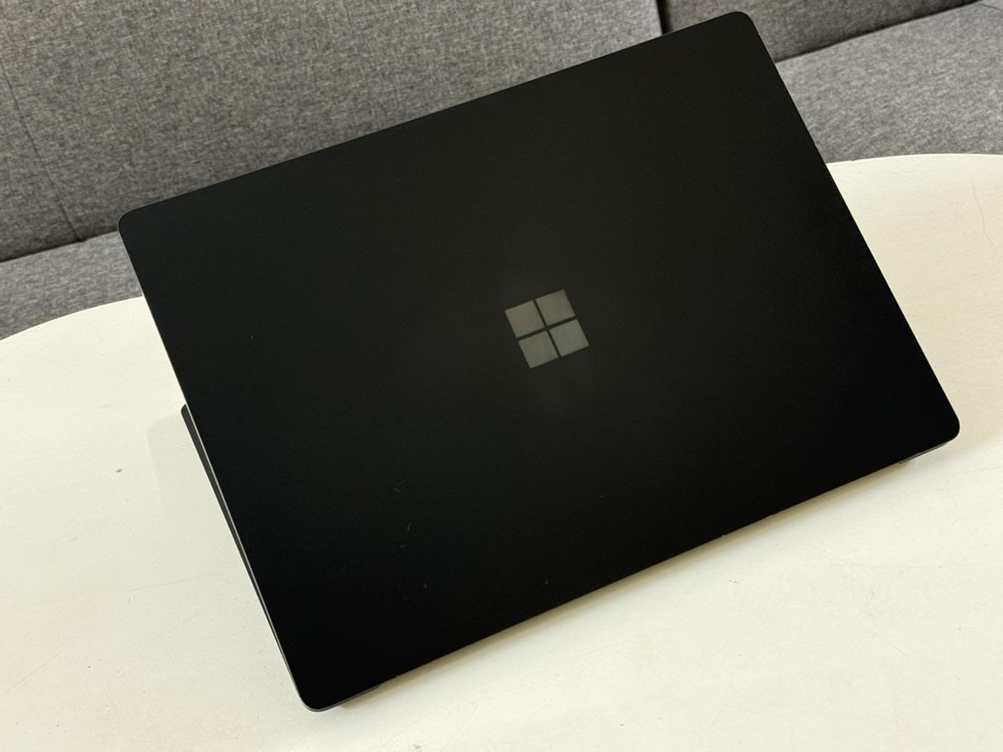 Microsoft Surface Laptop 3 i5 10th Gen 8GB / 16GB RAM Β· 256GB / 512GB SSD - Image 4