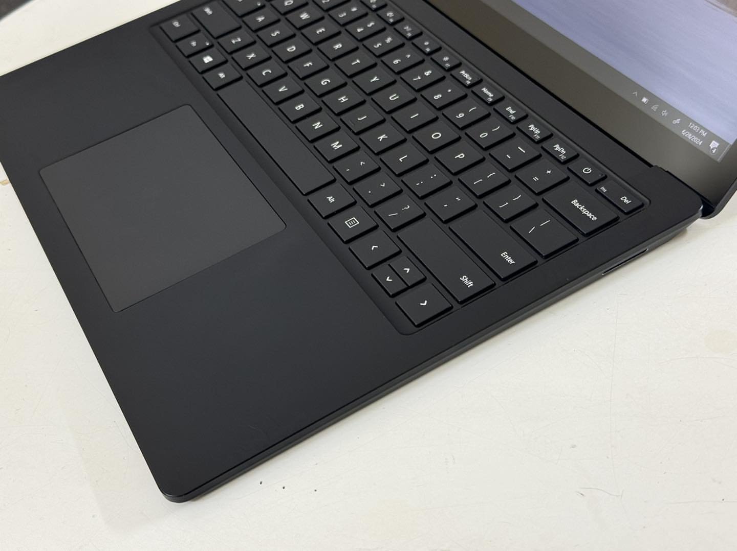 Microsoft Surface Laptop 3 i5 10th Gen 8GB / 16GB RAM Β· 256GB / 512GB SSD - Image 2